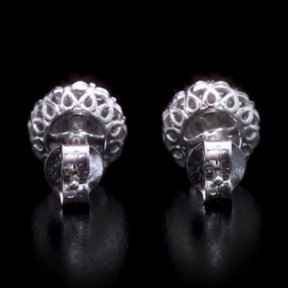 💥New Diamond Stud Earrings - Picture 3 of 10